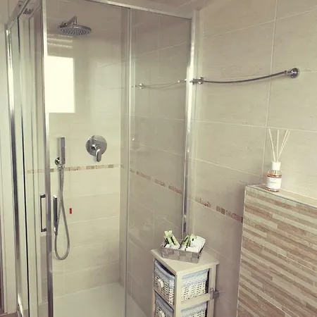 Caba Santa Cristina Apartment