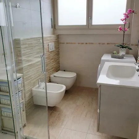 Caba Santa Cristina Apartment *